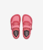 Be Lenka Scoot Kids barfodssneakers, lys og mørk pink, velcroremme, bred tåboks, minimalistisk design, "be lenka"-indlægssåler.