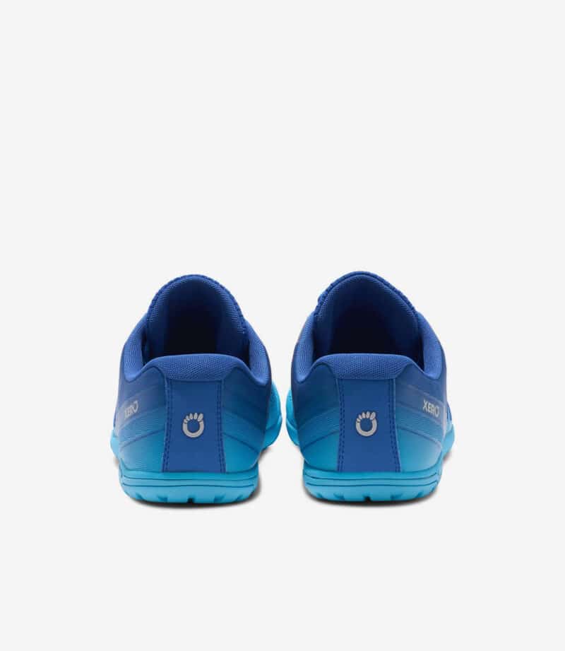 Blå Xero HFS II Herre barfodssko med lyseblå såler, bred tåboks, minimalistisk design, logoer på hæl og sider.
