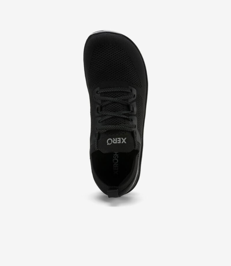 Sort og hvid Xero Nexus Knit barfodssko til kvinder, overdel i mesh, bred tåboks, minimalistisk stil, branding i indersålen.