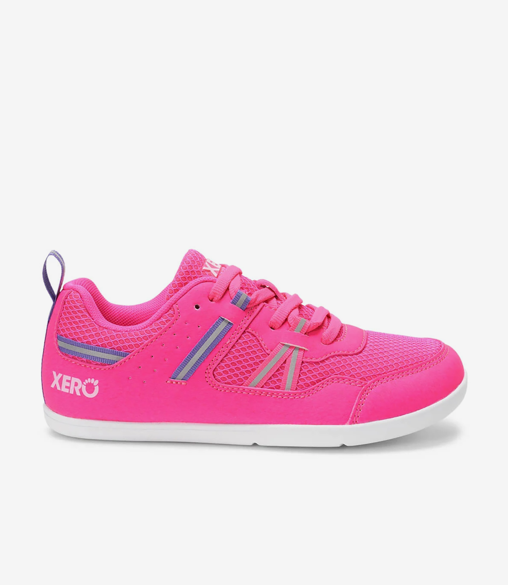 Lyserøde barfodssneakers til børn med overdel i mesh, bred tåboks, hvid sål, blå-lilla detaljer og "XERO"-branding på hælen.