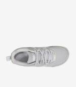 Xero Prio børn Sølv glitrende barfodssko med lysegråt mesh, bred tåboks, hvide snørebånd, minimalistisk sneaker-stil.