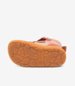Bisgaard barefoot timo tex pink minimalistisk sneaker med orange bladmønstret sål, bred tåboks og præget branding.