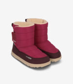 Barfodsvinterstøvler til børn i bordeaux med beige såler, bred tåboks, vandtæt materiale, varmt brunligt for på hvid baggrund.
