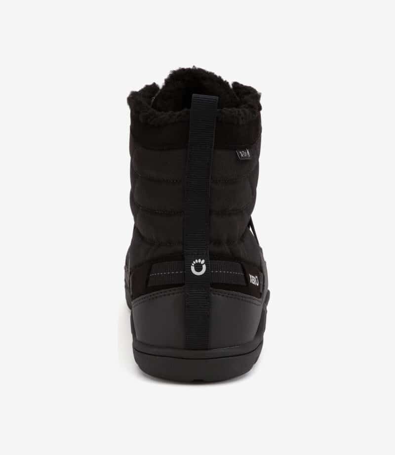 Armygrøn Xero Alpine barfodsvinterstøvle, bred tå, trækflig, quiltet overdel, hæl med poteprintlogo; minimalistisk herrestil.